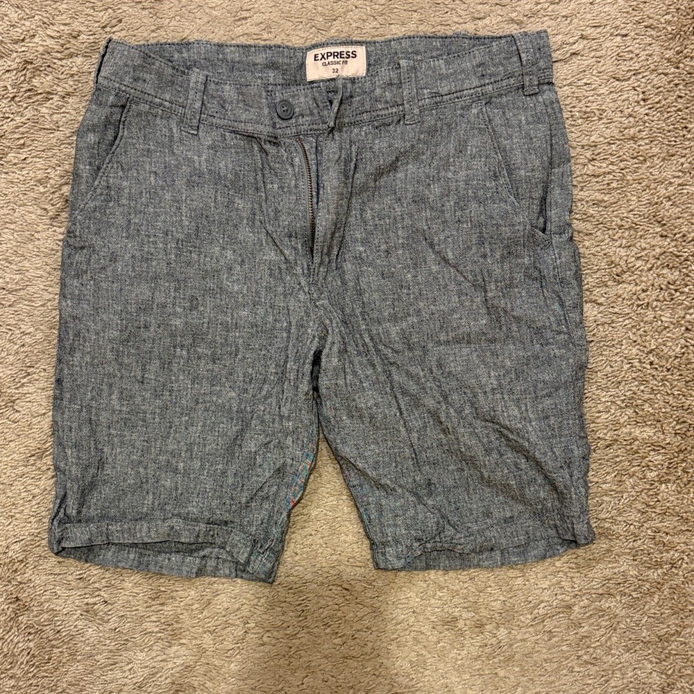 Express Men’s Grey Classic Fit Shorts - 32